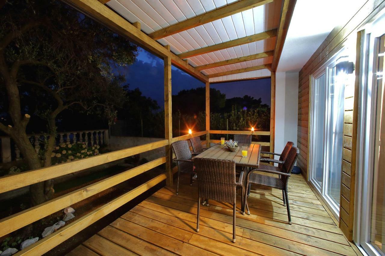Mobile Homes Olive And Sea Bibinje Exterior photo